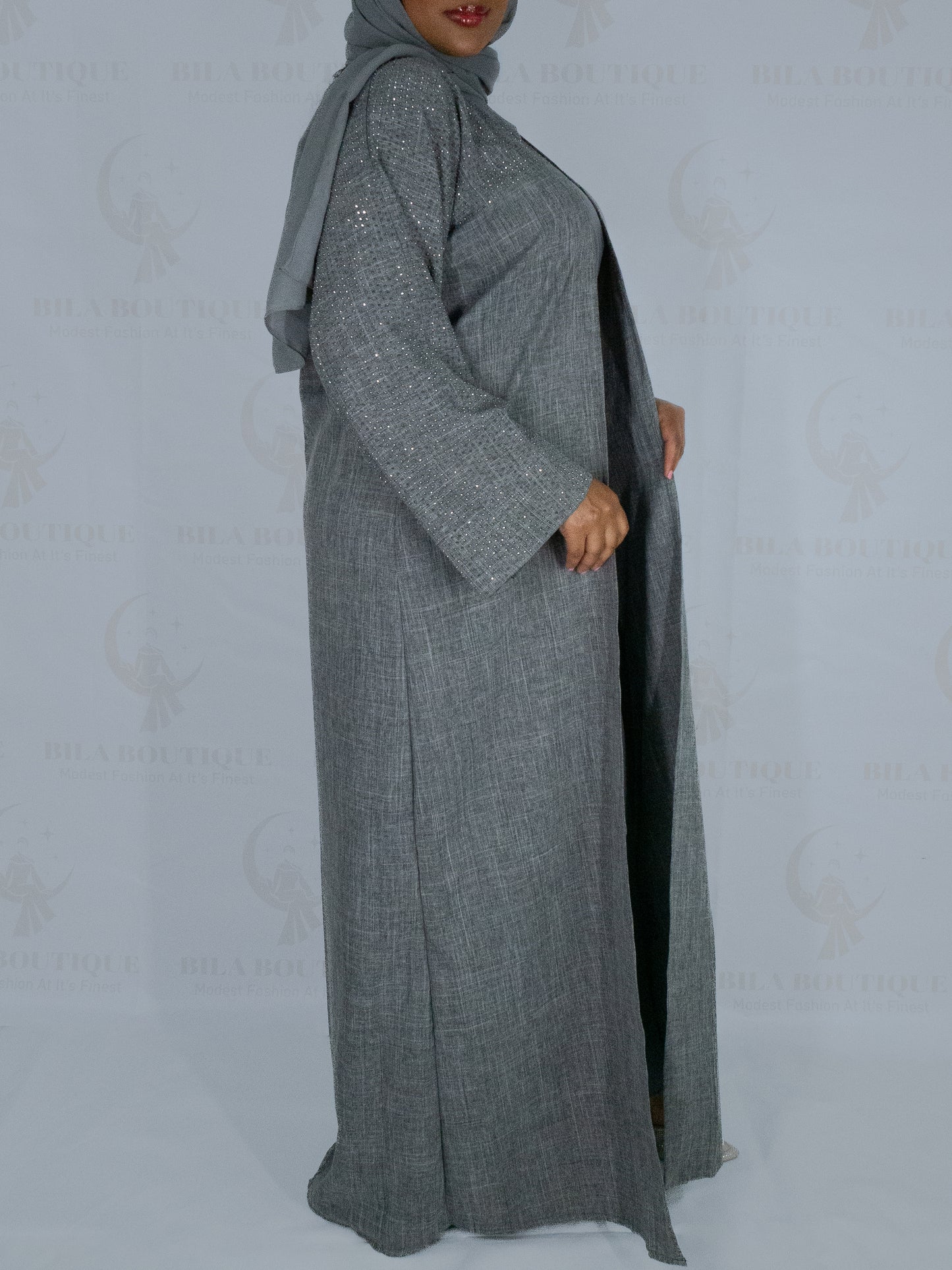 Sliver Gemmed Sleeve Abaya