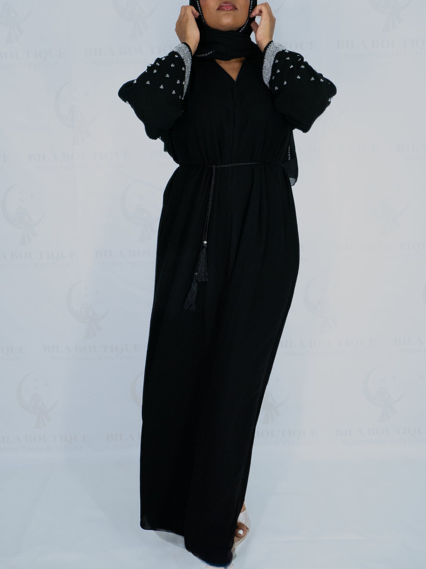 Black Lucky Sleeve Abaya