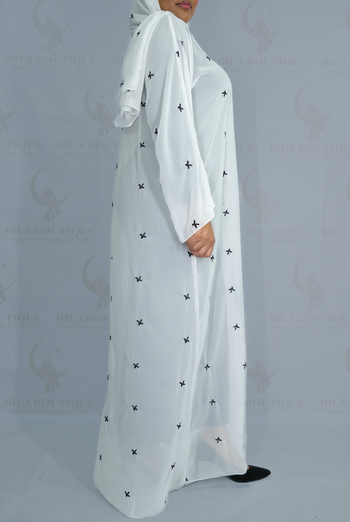 Black Star White Abaya